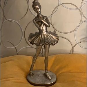 Pretty Dancer Doll